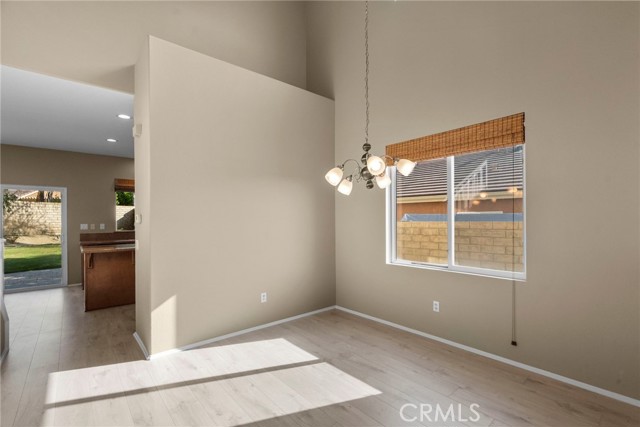 Detail Gallery Image 5 of 36 For 19316 Sidani Ln, Saugus,  CA 91350 - 3 Beds | 3 Baths