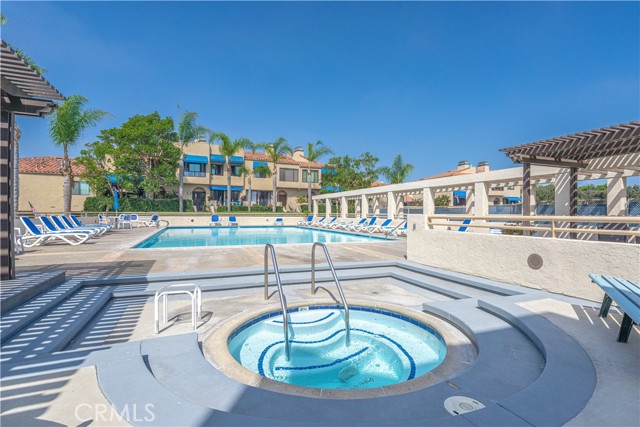 Detail Gallery Image 42 of 59 For 3201 Francois Dr #67,  Huntington Beach,  CA 92649 - 2 Beds | 2/1 Baths