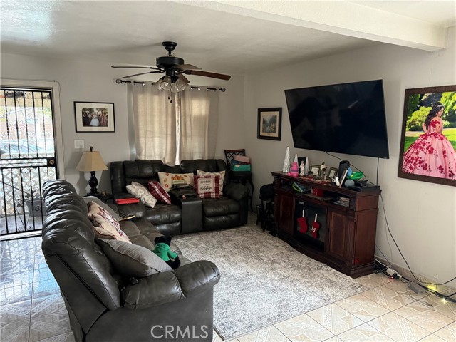 Image 5 of 21 For 4040 103rd Street