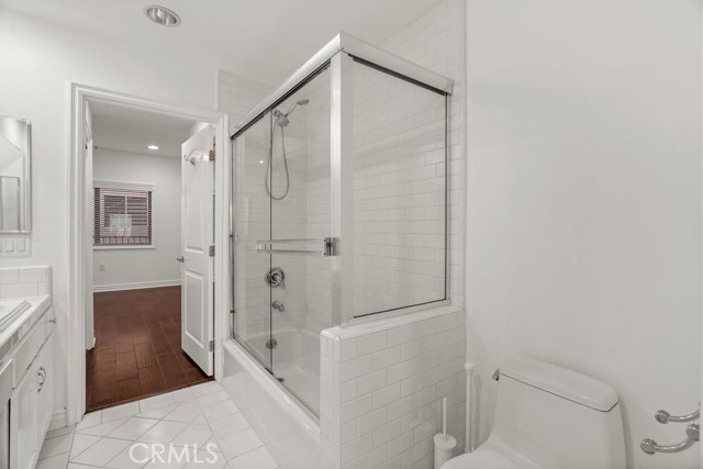 Detail Gallery Image 32 of 61 For 11504 Moorpark St #103,  Studio City,  CA 91602 - 3 Beds | 2/1 Baths