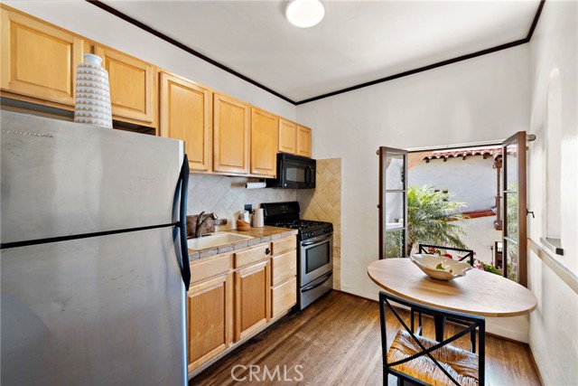 606 Avenida Victoria, San Clemente CA: https://media.crmls.org/medias/9297ddc2-541b-4b93-a8e4-65ddcdf59c19.jpg