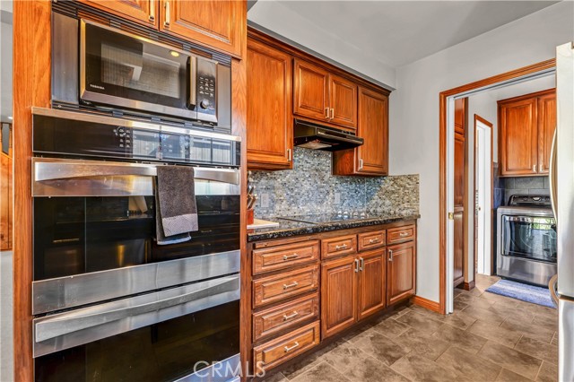 Image 12 of 33 For 6337 Droxford St