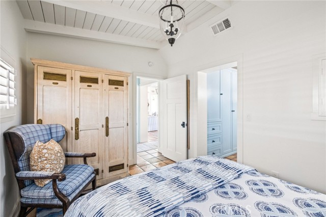 Detail Gallery Image 17 of 35 For 11 Saratoga, Newport Beach,  CA 92660 - 2 Beds | 2/1 Baths