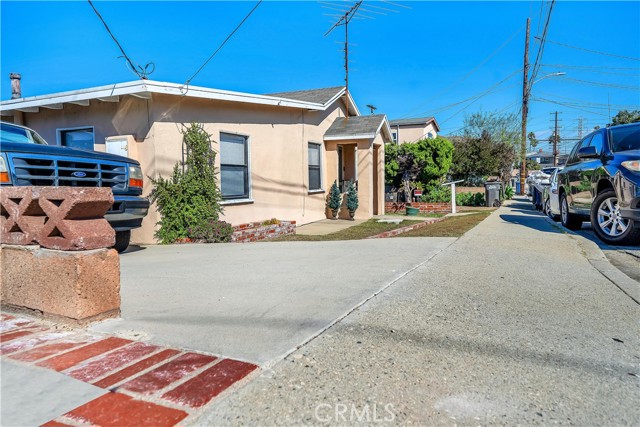 1627 Lomax Lane, Redondo Beach, California 90278, 4 Bedrooms Bedrooms, ,1 BathroomBathrooms,Residential,Sold,Lomax,SB23204093