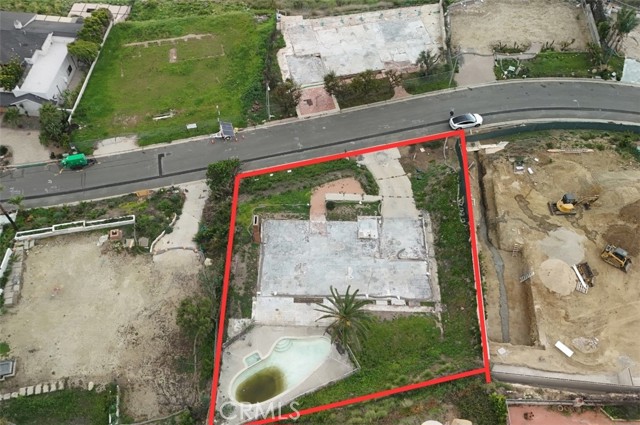 Detail Gallery Image 3 of 7 For 20495 Roca Chica Dr, Malibu,  CA 90265 - – Beds | – Baths