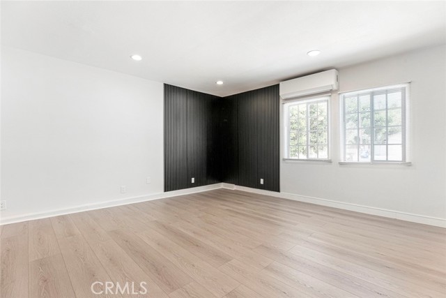 Detail Gallery Image 5 of 17 For 17648 Raymer St, Northridge,  CA 91325 - 1 Beds | 1/1 Baths