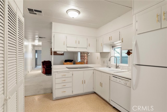 Detail Gallery Image 16 of 34 For 123 Henshaw Avenue #616,  Chico,  CA 95973 - 3 Beds | 2 Baths