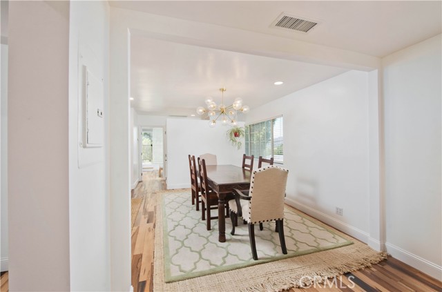 23329 Raymond Street, Chatsworth CA: https://media.crmls.org/medias/929b2dc3-bf00-4495-941c-0d7673edbcd7.jpg