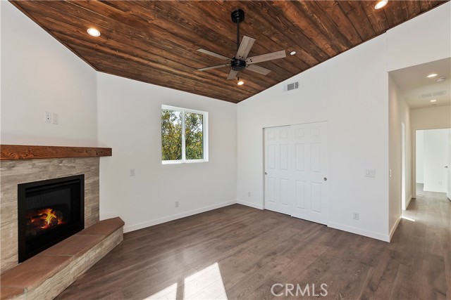 Detail Gallery Image 20 of 51 For 26146 Sky Ridge Dr, Twin Peaks,  CA 92391 - 3 Beds | 2/1 Baths