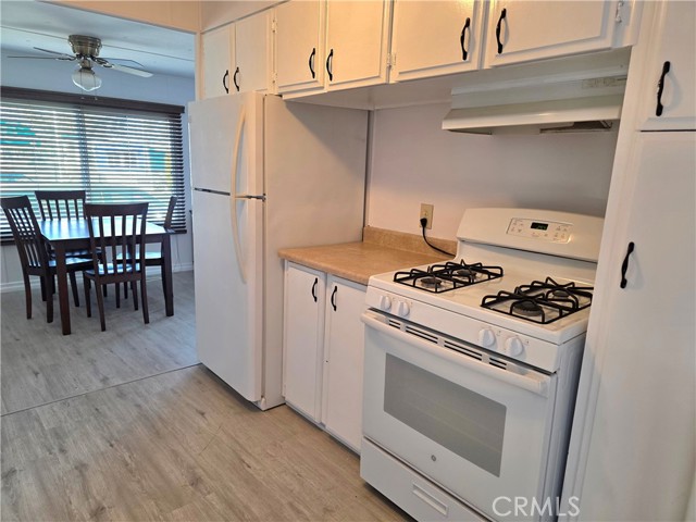 Detail Gallery Image 11 of 34 For 6294 Marina View Drive Dr #328,  Long Beach,  CA 90803 - 2 Beds | 1/1 Baths