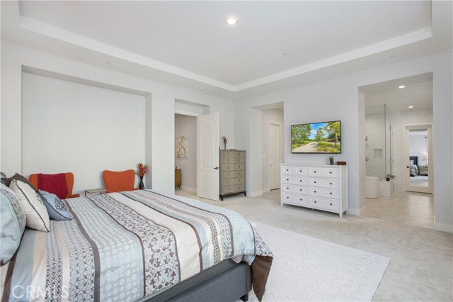 85 Spacial, Irvine CA: https://media.crmls.org/medias/929dbf08-54f0-49e7-8122-2848eba22404.jpg