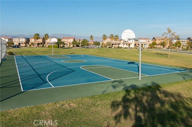 3459 N Oxnard Boulevard, Oxnard CA: https://media.crmls.org/medias/929dc1f6-1927-4e75-acb7-f4d5390ff8b9.jpg