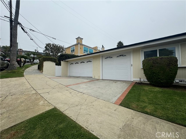 2052 W Paseo Del Mar, San Pedro (los Angeles), California 90732, 3 Bedrooms Bedrooms, ,3 BathroomsBathrooms,Residential Lease,For Rent,2052 W Paseo Del Mar,CRSB24215512