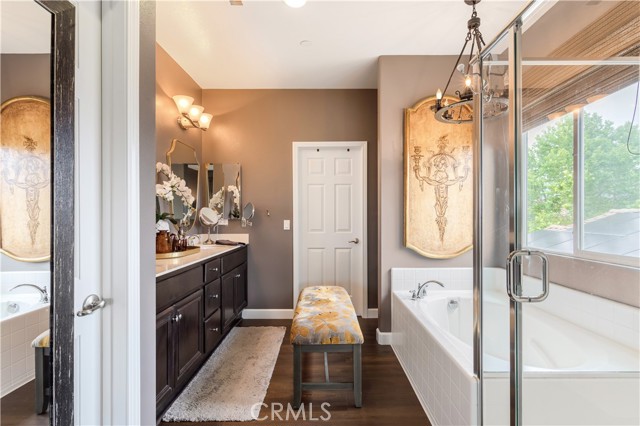 29238 Woodbridge Street, Lake Elsinore CA: https://media.crmls.org/medias/92a0540e-831a-47e1-a904-8ab030a4a17d.jpg