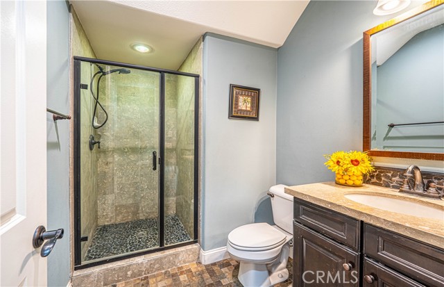 Detail Gallery Image 12 of 35 For 13985 Riverglen, Corona,  CA 92880 - 5 Beds | 3/1 Baths