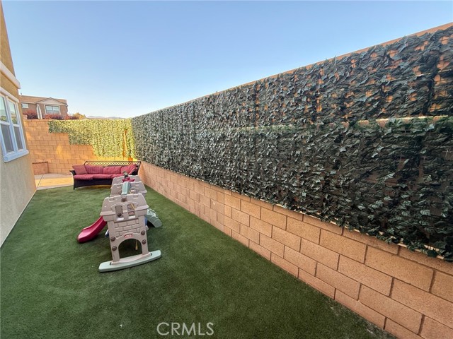 Detail Gallery Image 47 of 58 For 17026 Schneider St, Fontana,  CA 92336 - 5 Beds | 4 Baths