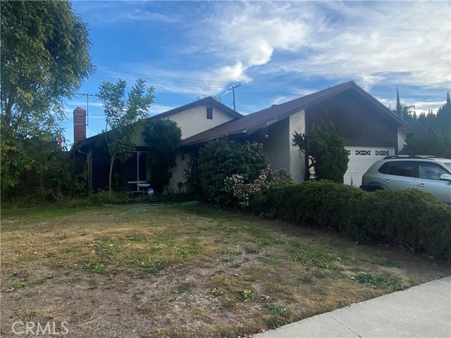 23262 Cavanaugh Rd, Lake Forest, CA 92630