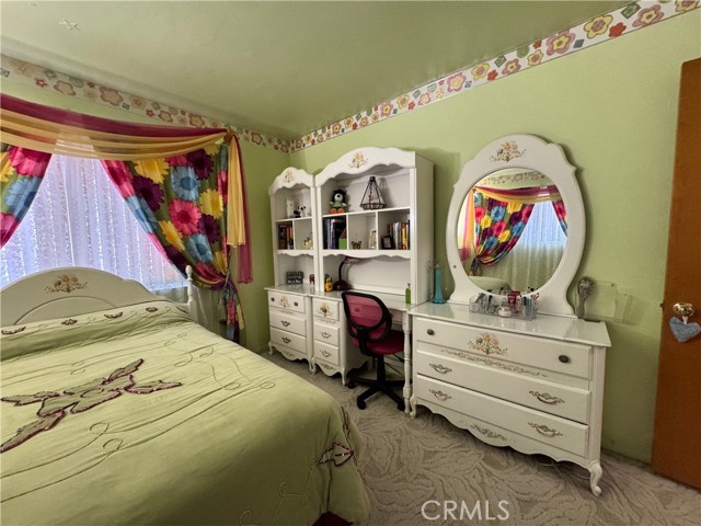 2064 E Campus Way, Hemet CA: https://media.crmls.org/medias/92a1c041-9cda-4eec-9c68-5a740830f6be.jpg