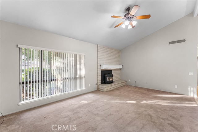 Detail Gallery Image 17 of 55 For 44125 Planet Cir, Lancaster,  CA 93536 - 2 Beds | 2 Baths