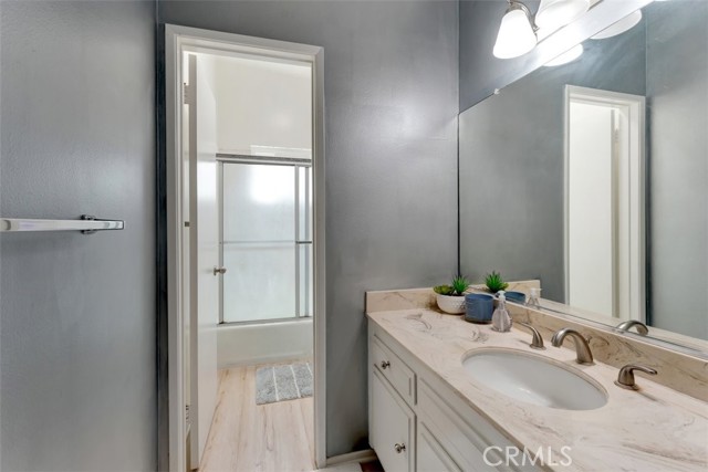 512 2nd Street, Manhattan Beach, California 90266, 4 Bedrooms Bedrooms, ,1 BathroomBathrooms,Residential,Sold,2nd Street,SB22080847