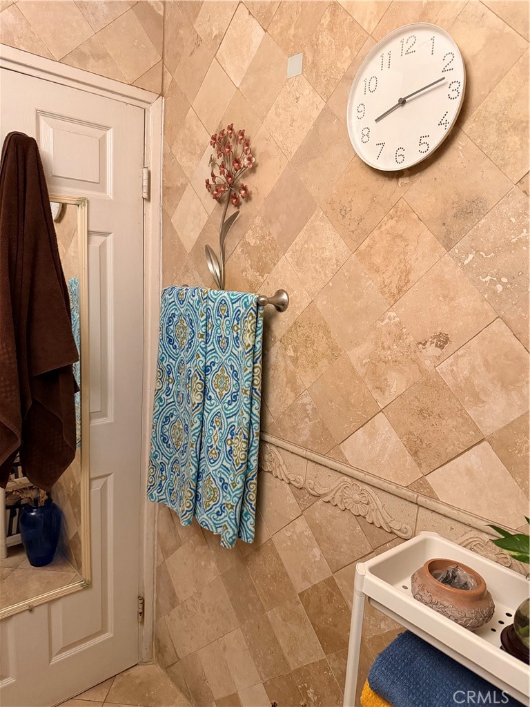 https://media.crmls.org/medias/92a29374-2b08-45a2-a143-8dccda5b590b.jpg?preset=X-Large