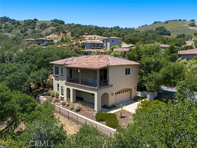 6520 Western Gull Drive, Avila Beach CA: https://media.crmls.org/medias/92a2eb14-f281-4575-af3c-615a31204ef9.jpg