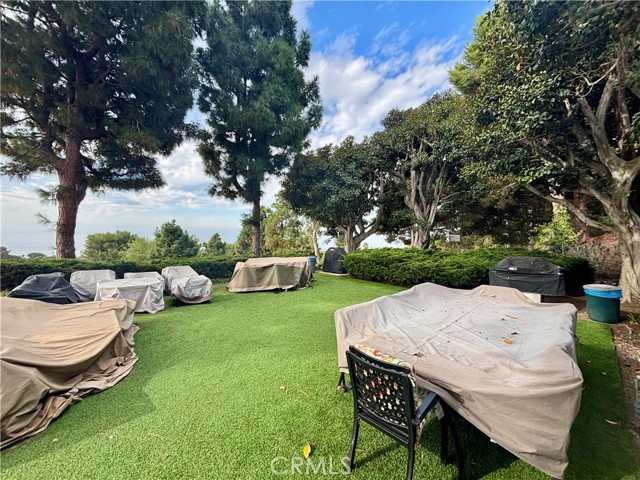 2235 W 25th Street, San Pedro CA: https://media.crmls.org/medias/92a3f244-0a38-42ea-82c1-089efc064a17.jpg