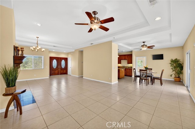 Detail Gallery Image 13 of 69 For 39475 Bruce Ln, Temecula,  CA 92592 - 4 Beds | 3/1 Baths