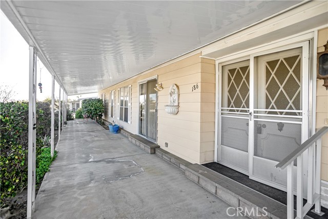 Detail Gallery Image 4 of 28 For 7501 Palm Ave #186,  Yucca Valley,  CA 92284 - 2 Beds | 2 Baths