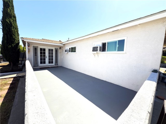 851 Amador Avenue, Ontario CA: https://media.crmls.org/medias/92a5c6f1-8d63-4047-86ee-2b6464b91709.jpg
