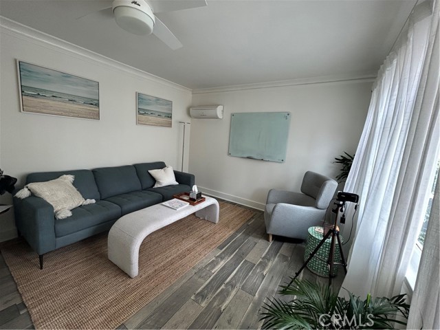 Image 12 of 15 For 335 Redondo Avenue