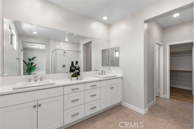 Detail Gallery Image 26 of 50 For 554 Catalonia, Lake Forest,  CA 92630 - 4 Beds | 4 Baths