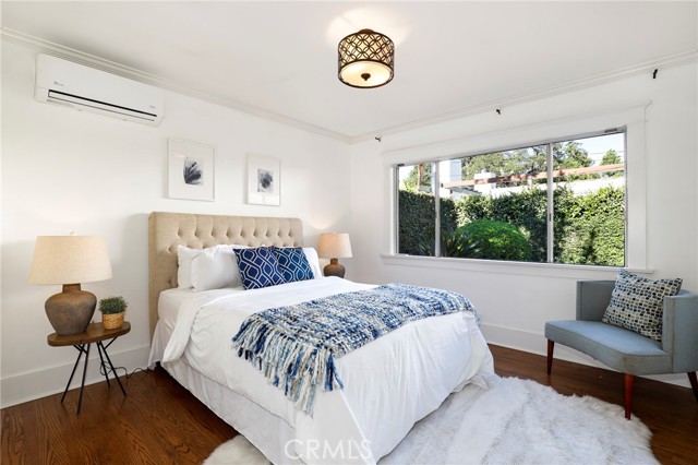 802 S Arroyo Boulevard, Pasadena CA: https://media.crmls.org/medias/92a955a6-8bd2-4398-98d7-05d93b1fbf02.jpg