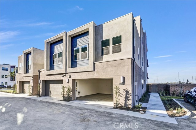 Detail Gallery Image 2 of 58 For 2058 Hollyleaf, Montebello,  CA 90640 - 5 Beds | 4 Baths