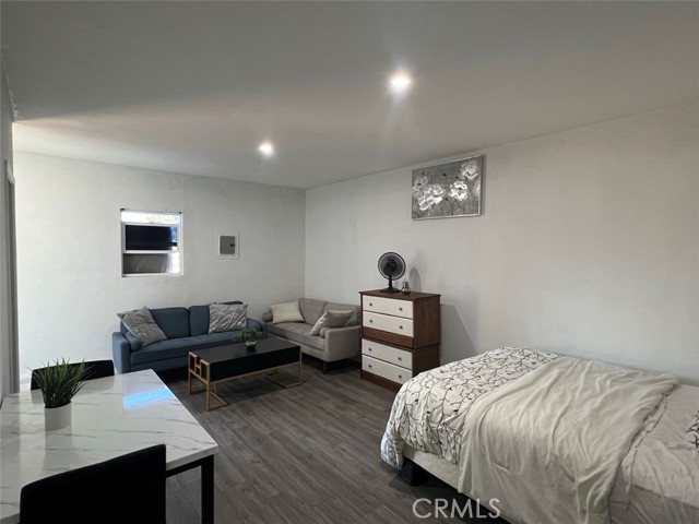 Detail Gallery Image 3 of 7 For 821 1/2 Lombard Dr, Redlands,  CA 92374 - 0 Beds | 1 Baths