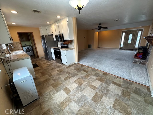 Detail Gallery Image 14 of 16 For 13292 Surf Ln, Clearlake Oaks,  CA 95423 - 2 Beds | 2/1 Baths