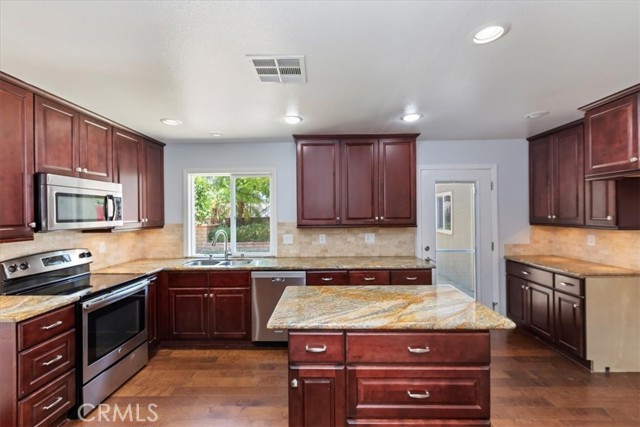 Image 19 of 67 For 6401 Percival Drive