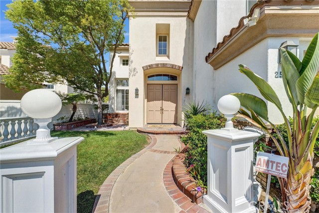 Detail Gallery Image 3 of 46 For 2572 Carlton Pl, Rowland Heights,  CA 91748 - 5 Beds | 5 Baths