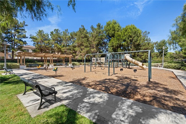 Detail Gallery Image 30 of 34 For 311 Falcon Creek, Irvine,  CA 92618 - 1 Beds | 1/1 Baths