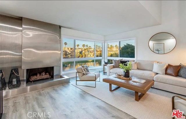 Detail Gallery Image 3 of 46 For 6400 Pacific #311,  Playa Del Rey,  CA 90293 - 2 Beds | 2 Baths