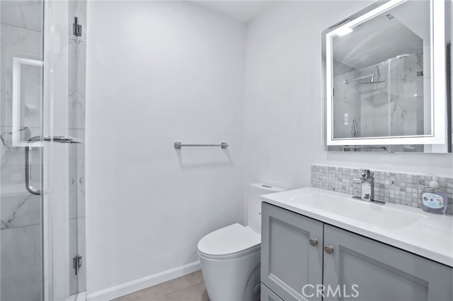 Detail Gallery Image 19 of 25 For 4424 Deanwood Dr, Woodland Hills,  CA 91364 - 5 Beds | 5/1 Baths