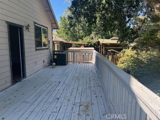 Detail Gallery Image 4 of 23 For 545 Keys Bld, Clearlake Oaks,  CA 95423 - 3 Beds | 2 Baths