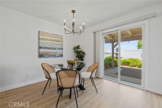 25273 Avenida Dorena, Newhall CA: https://media.crmls.org/medias/92ae167f-43c7-483f-9f5f-2dc79426c903.jpg