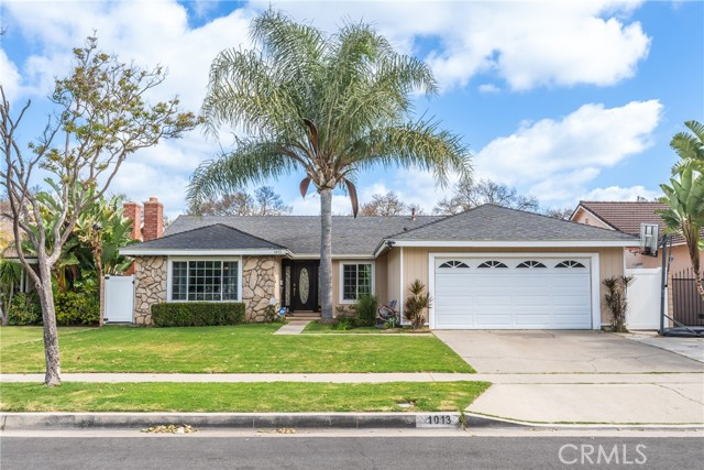Detail Gallery Image 1 of 31 For 1013 Corrigan Ave, Santa Ana,  CA 92706 - 4 Beds | 2 Baths