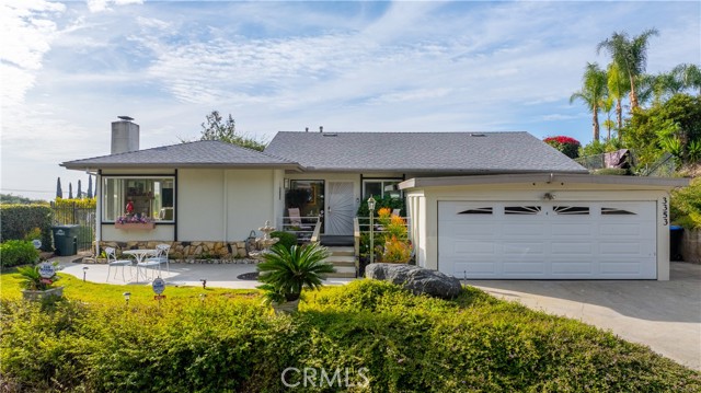 Detail Gallery Image 1 of 40 For 3353 Rubio Crest Dr, Altadena,  CA 91001 - 4 Beds | 2/1 Baths