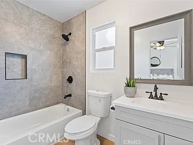 https://media.crmls.org/medias/92b20a05-6312-46a4-804f-a4a3063ceb0e.jpg?preset=X-Large