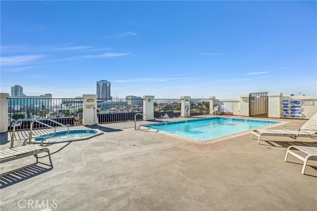 Detail Gallery Image 15 of 20 For 535 Magnolia Ave #311,  Long Beach,  CA 90802 - 2 Beds | 2 Baths