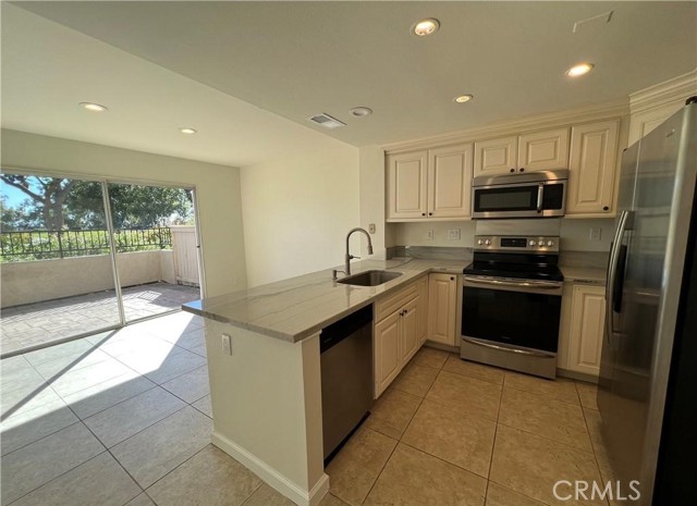 193 Stanford Court, Irvine CA: https://media.crmls.org/medias/92b28048-0127-47d9-ba04-bf6a2e01a7cb.jpg