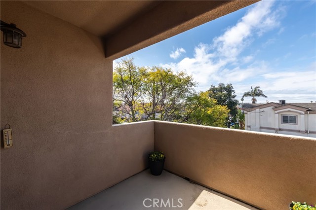 2750 Artesia Boulevard, Redondo Beach, California 90278, 2 Bedrooms Bedrooms, ,1 BathroomBathrooms,Residential,For Sale,Artesia,SB25028358