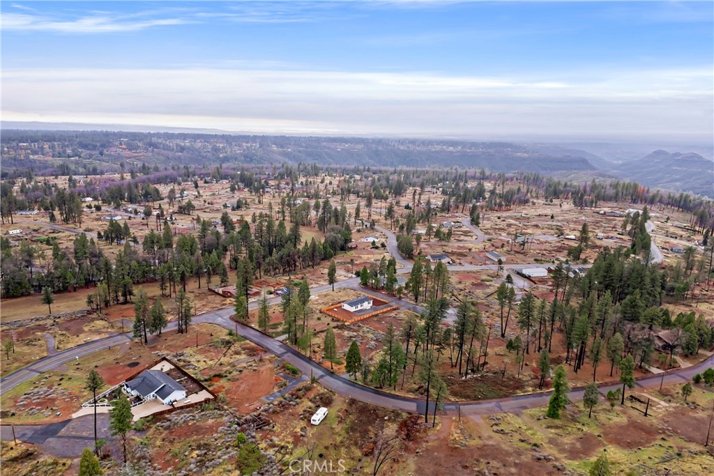 https://media.crmls.org/medias/92b2fd0d-bf32-4b2f-8f9c-65b54c9c5422.jpg?preset=X-Large